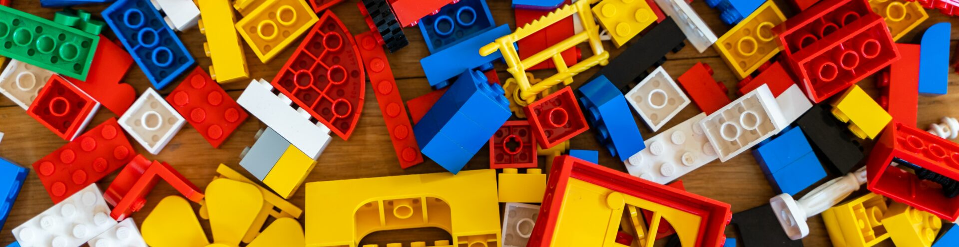 color toy blocks